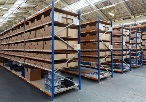 Smart shelving solutions for organized warehouse and commercial storage